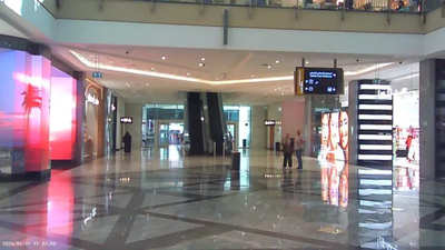 Wnętrze centrum handlowego