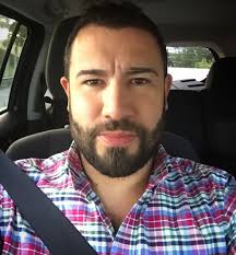 <strong>Alvaro R.</strong>